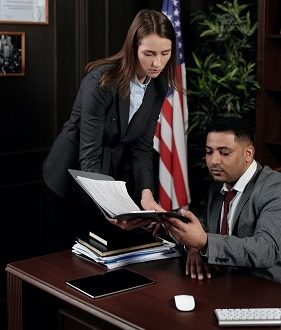 two-lawyers-working-together-in-an-office